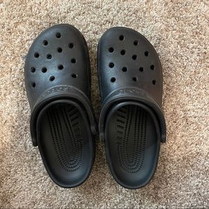 2 FOR $30 SALE BLACK CROCS SIZE 9